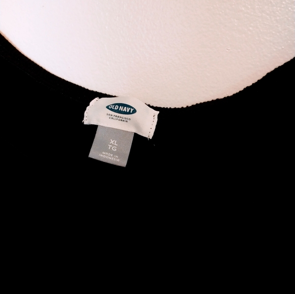 Old Navy black off the shoulder top with short sleeves size XL - Picture 3 of 4